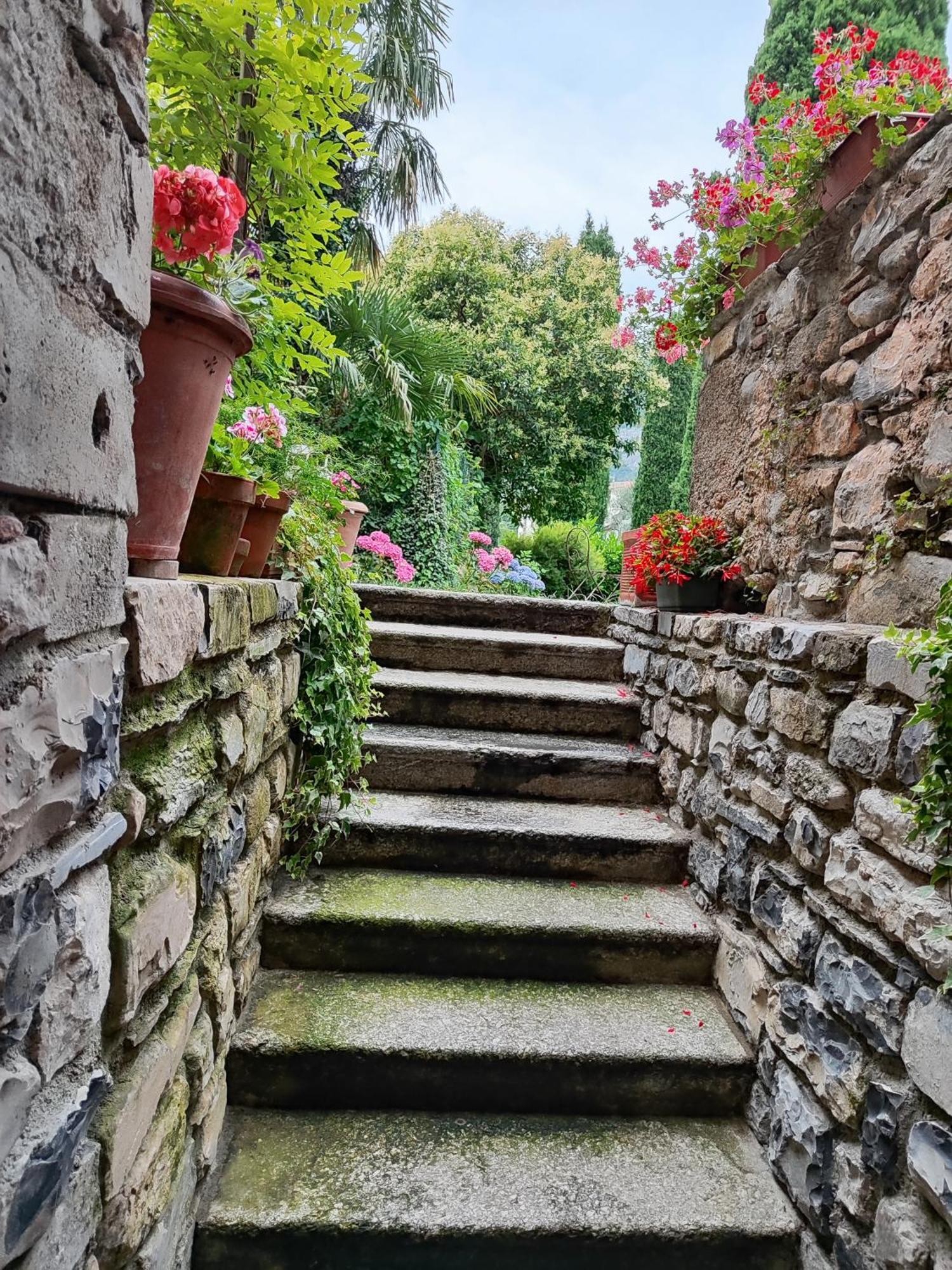 Casa Lumaca Bed and Breakfast Tremezzo Buitenkant foto