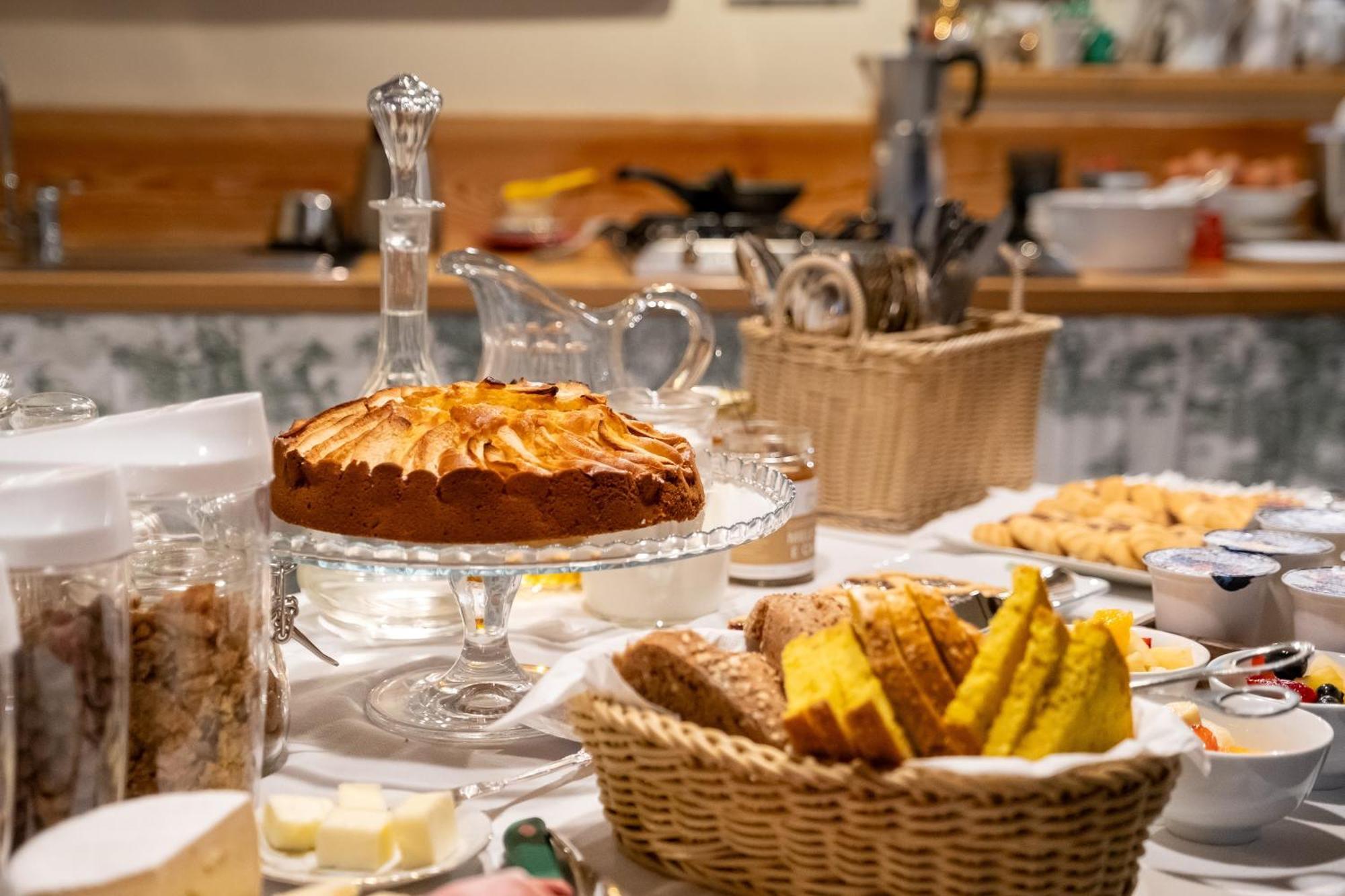 Casa Lumaca Bed and Breakfast Tremezzo Buitenkant foto
